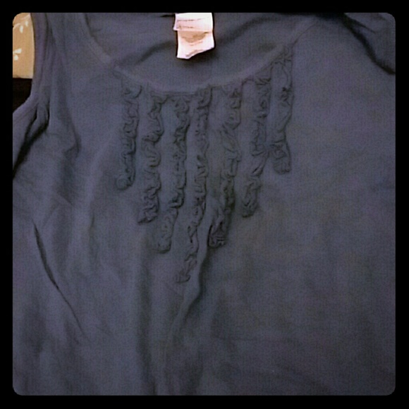 T top - Picture 1 of 2